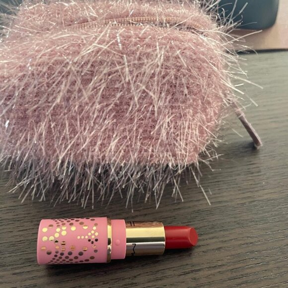 MAC Matte Mini Lipstick ~ CHILLI  + BAG - Picture 2 of 2
